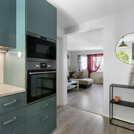 Sentrum Leilighet Apartment